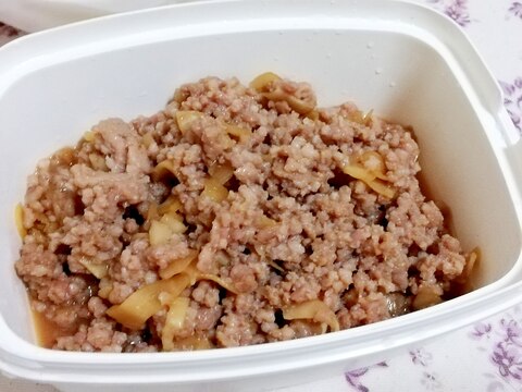 お寿司で余ったガリを使って簡単作りおきそぼろ レシピ 作り方 By かっぺ4217 楽天レシピ